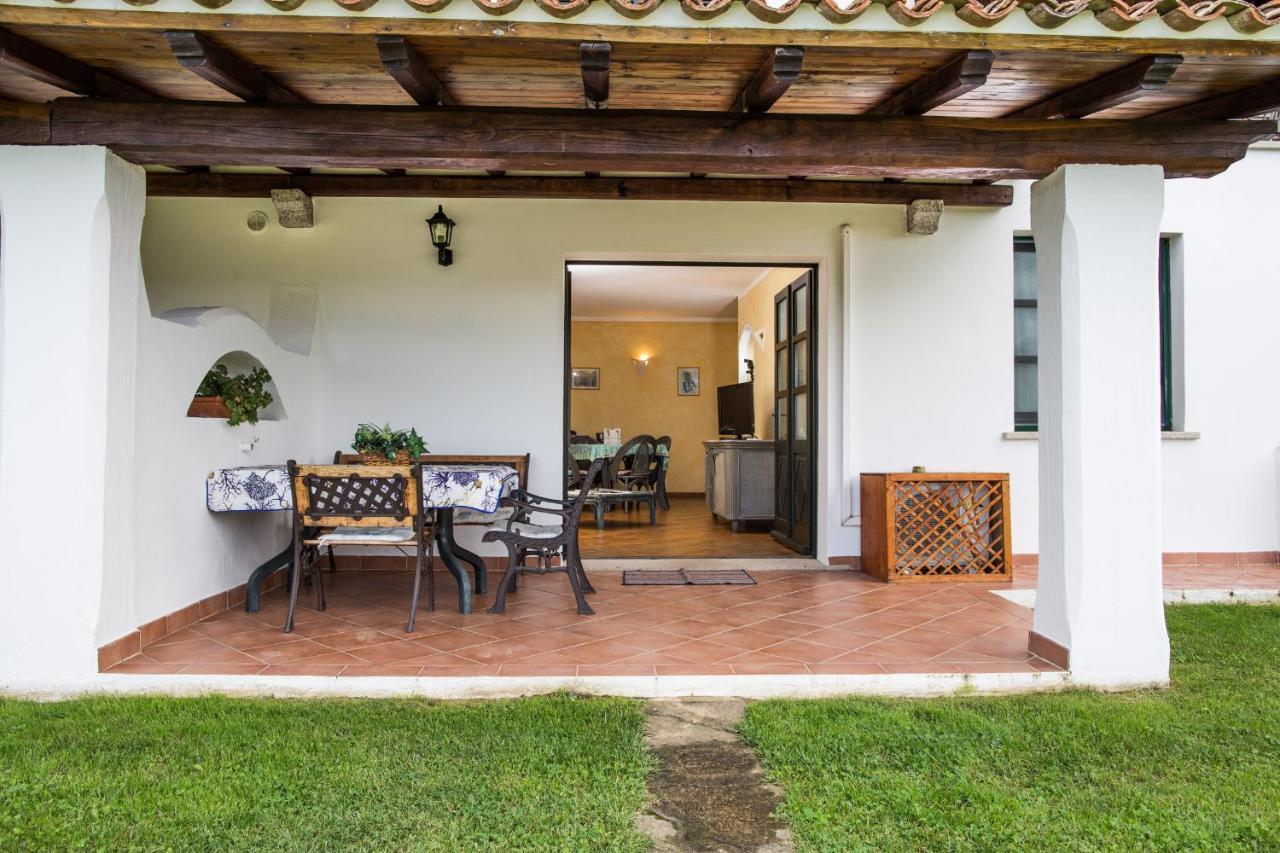 Villa Iris With Pool Baja Sardinia Kültér fotó