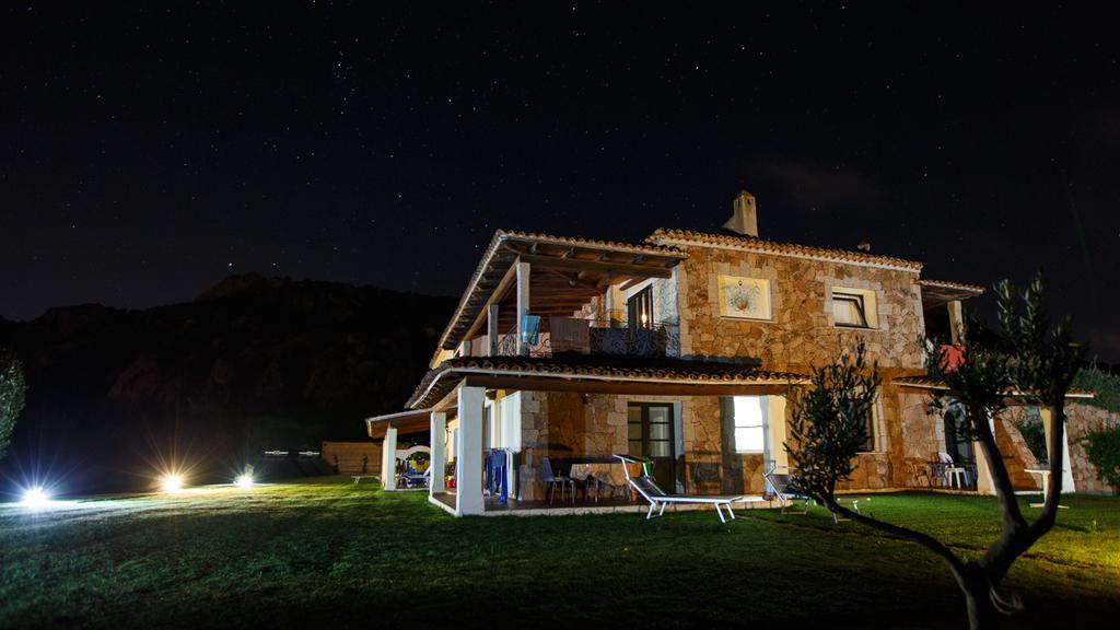 Villa Iris With Pool Baja Sardinia Kültér fotó