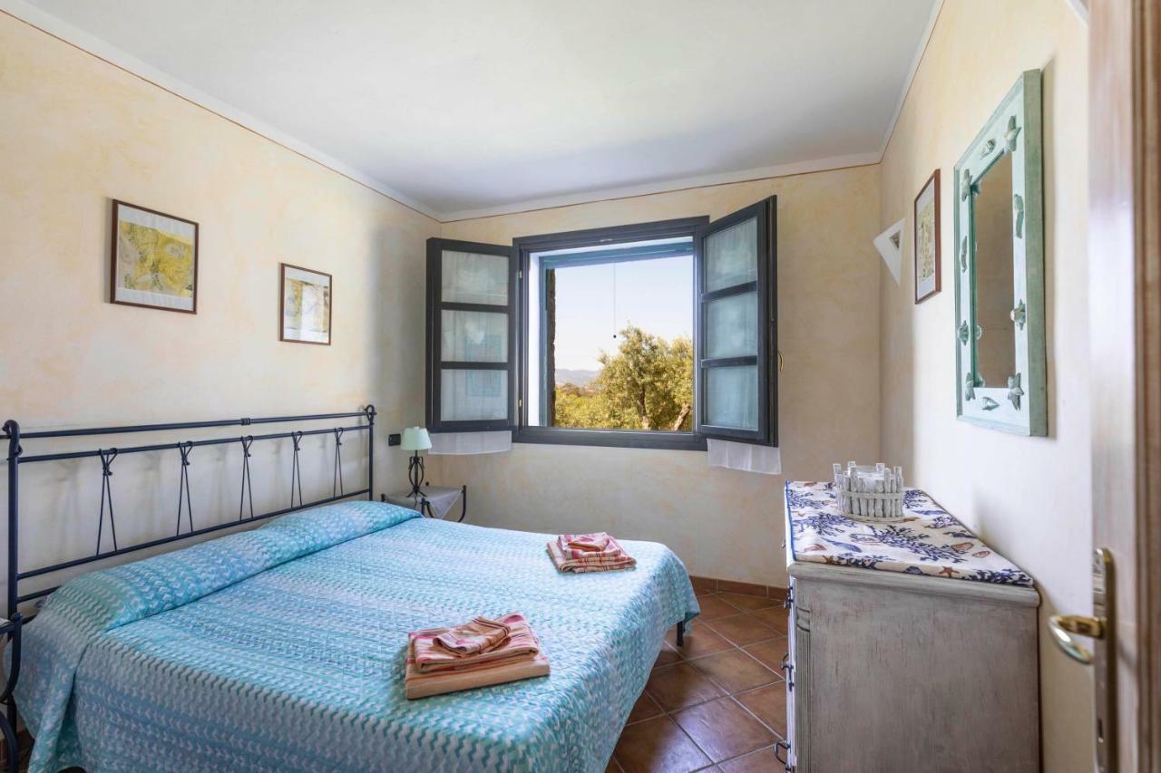 Villa Iris With Pool Baja Sardinia Kültér fotó