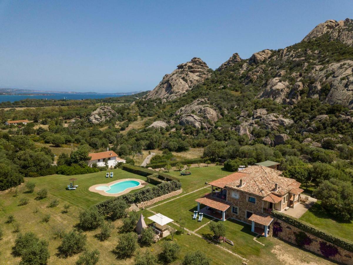 Villa Iris With Pool Baja Sardinia Kültér fotó