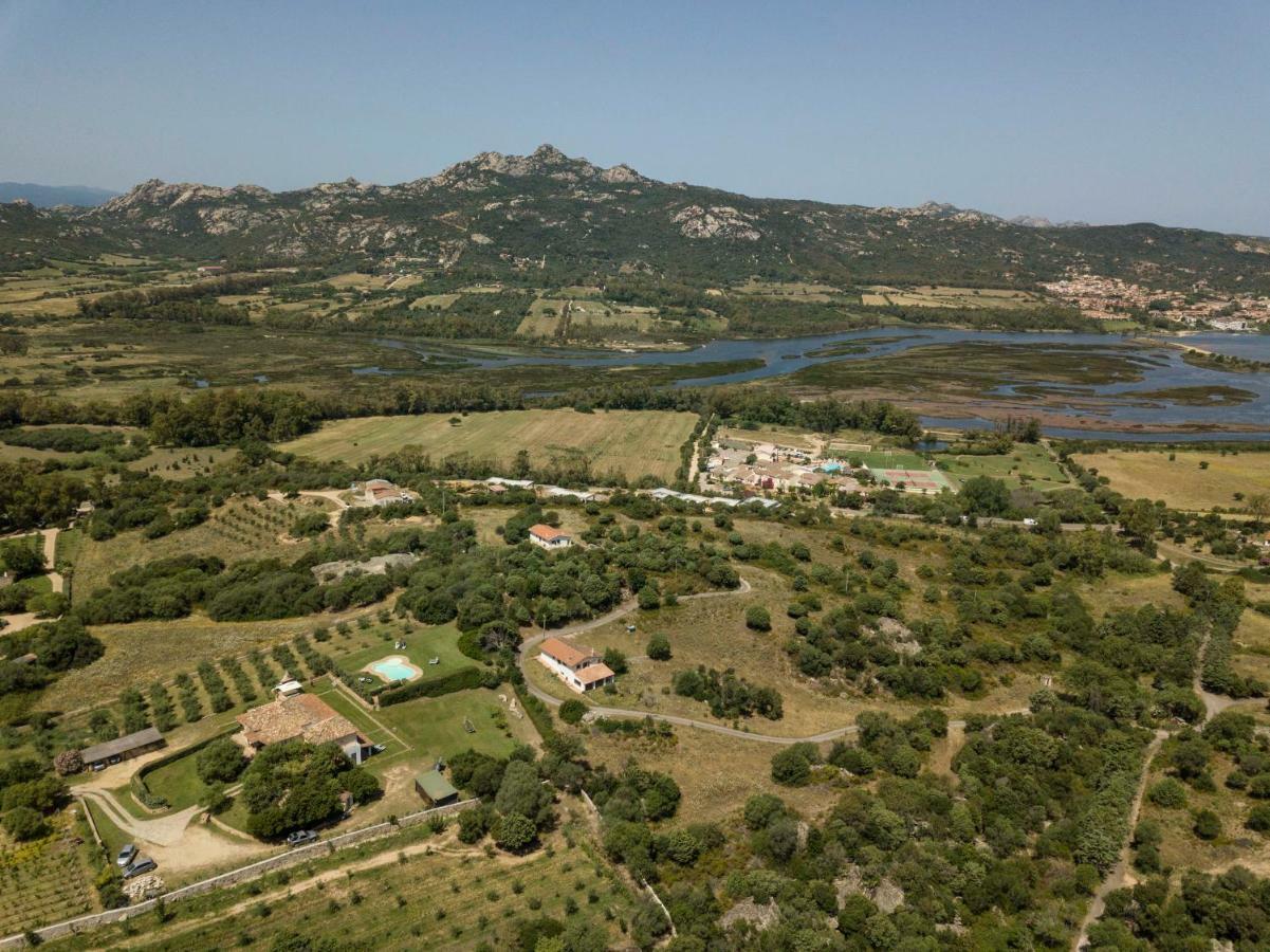 Villa Iris With Pool Baja Sardinia Kültér fotó