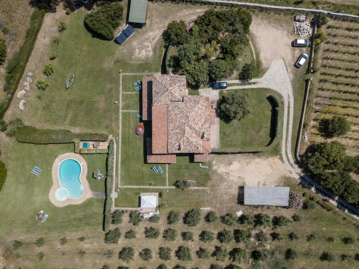 Villa Iris With Pool Baja Sardinia Kültér fotó